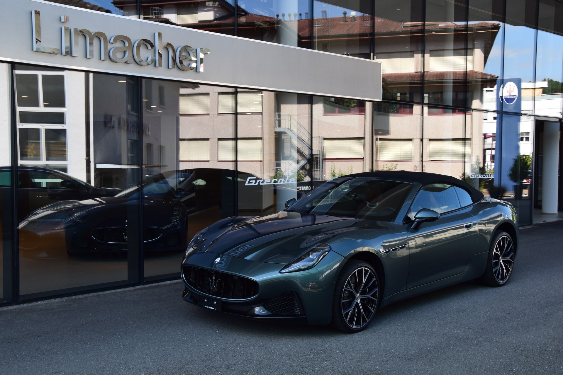 MASERATI Grancabrio Modena